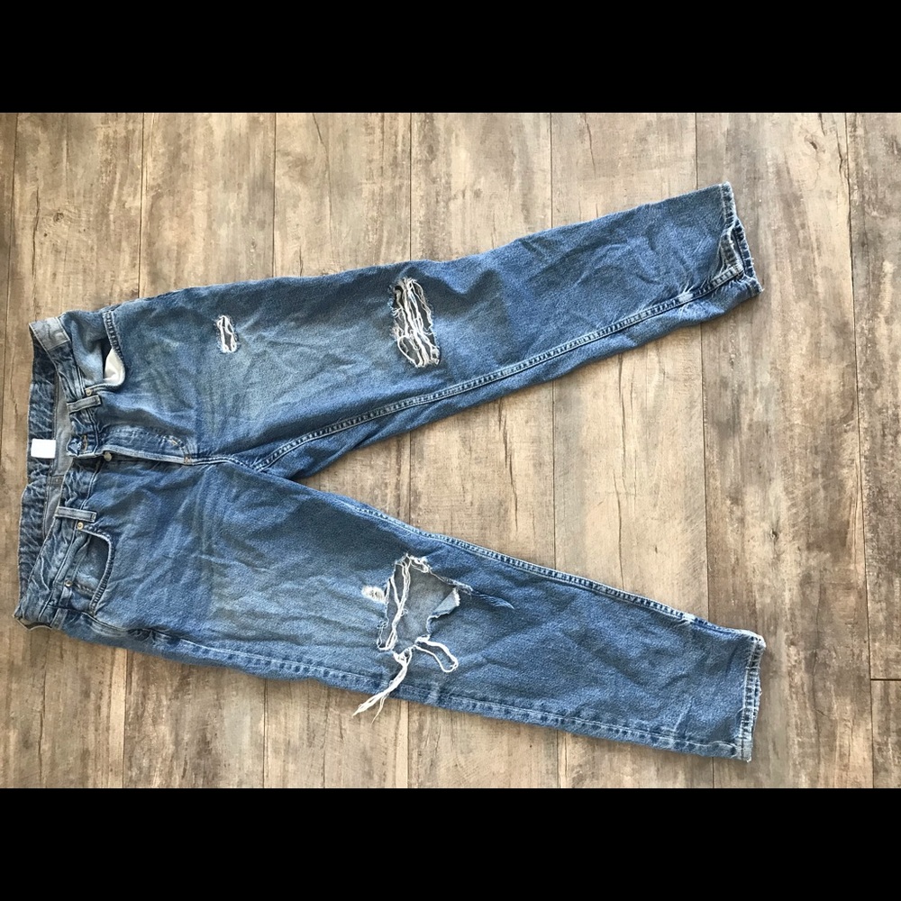 Blue boyfriend jeans